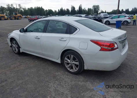 2013 Nissan Altima 2.5 Sv z USA, uszkodzony, nr VIN 1N4AL3AP5DN492547